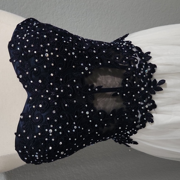 Navy & White Sparkle Strapless Prom, Formal, Homecoming  Dress Size 7 Stunning - Picture 2 of 4